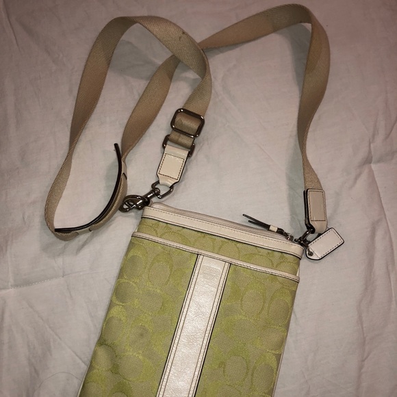 Coach Kitt Messanger Crossbody and Wallet Lime - Picture 2 of 8